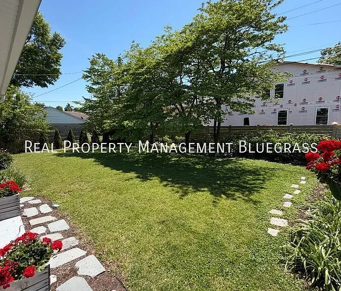 314 Sheridan Dr — Photo 16
