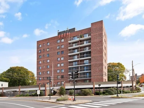 47 Mystic St APT 7D, Arlington, MA 02474