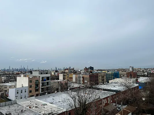 Rented by ERNY LLC | media 18