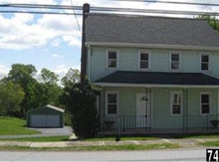 9 N Main St, Loganville, PA 17342