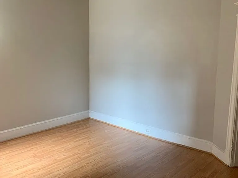 1736 T St NW — Photo 17