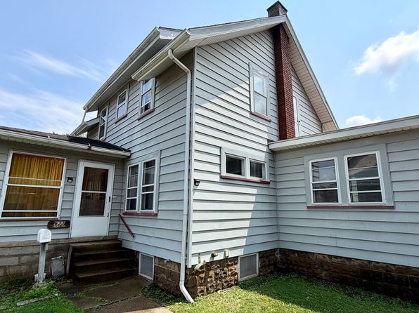 633 State Ave NE