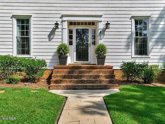 2nd image of 3413 Kerry Place