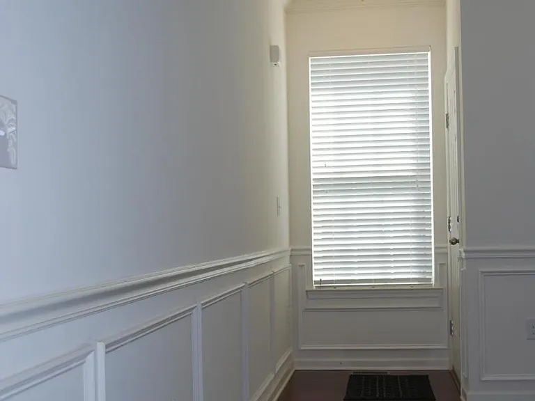 40 Autumn Ln — Photo 3