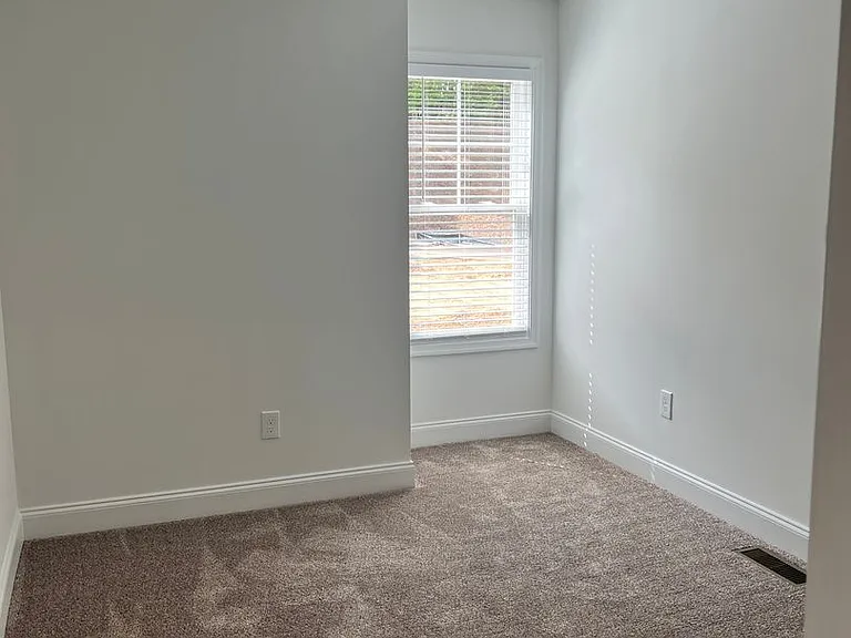 110 Aaron Pl #605 — Photo 10