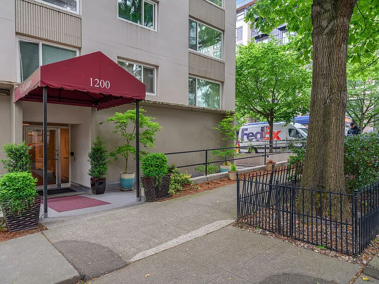 1200 Boylston Ave #900 — Photo 16