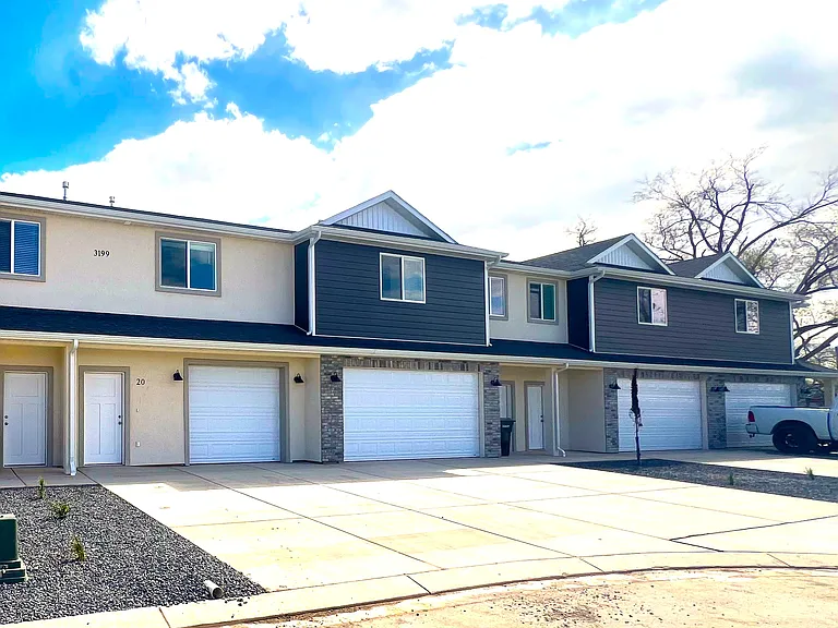 3199 W 1625 N #19 — Photo 1