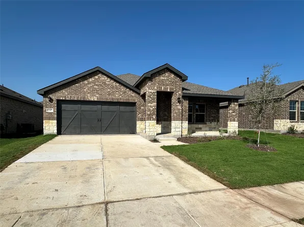 2107 Thornton Dr, Crandall, TX 75114