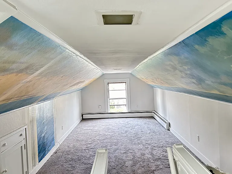 31 Weaver Ave — Photo 14
