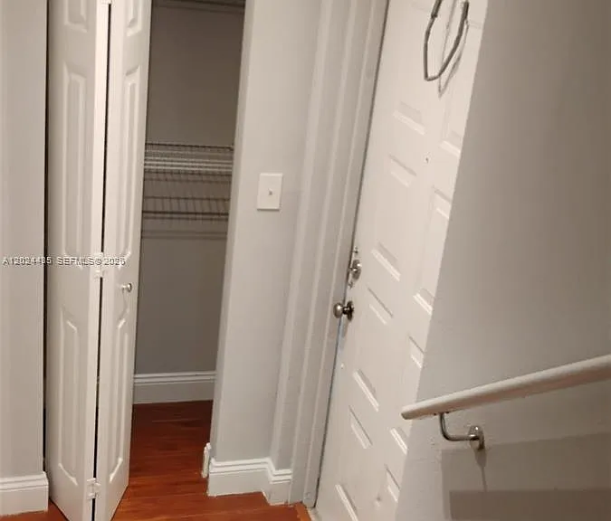 7610 Westwood Dr #122 — Photo 7