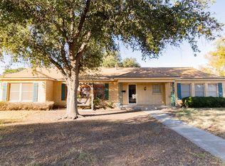 1105 S Eric Ave, Monahans, TX 79756
