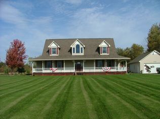 1325 Will Carleton Rd, Carleton, MI 48117