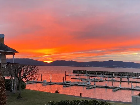 F-14 Half Moon Bay, Croton-on-Hudson, NY 10520