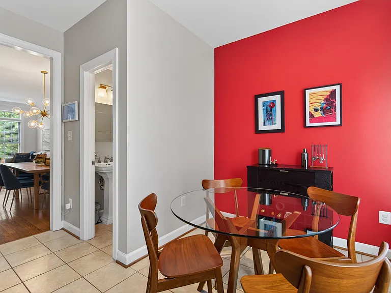 772 N Wakefield St — Photo 22