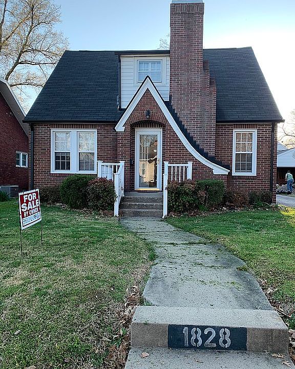 1st image of 1828 Freeman Ave