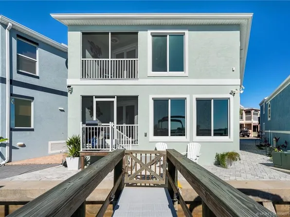 1106 Nettles Blvd, Jensen Beach, FL 34957