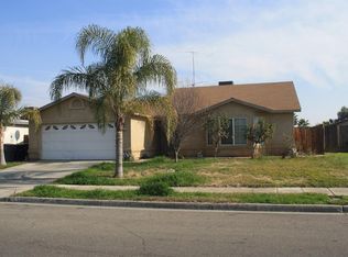 1375 Barcelona Way, Madera, CA 93638