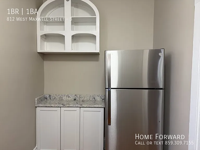812 W Maxwell St #3 — Photo 2