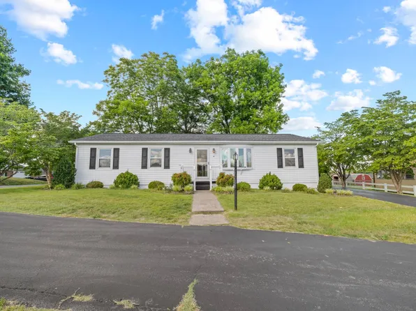 55 River View Dr, Verona, VA 24482