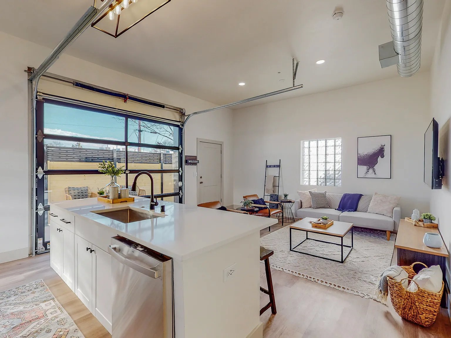 223 Sierra Dr SE — Photo 2