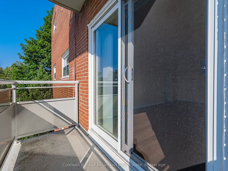 10 Glenbrook Dr — Photo 16