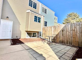 3931 N 7th St, Lincoln, NE 68521