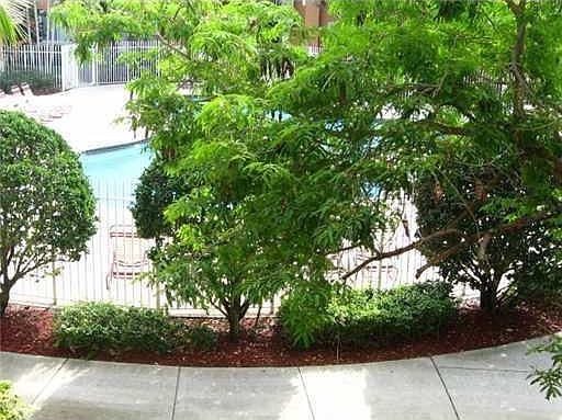 1st image of 6952 SW 39th St #205C