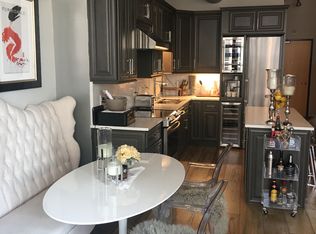1400 NW Irving St, Portland, OR 97209