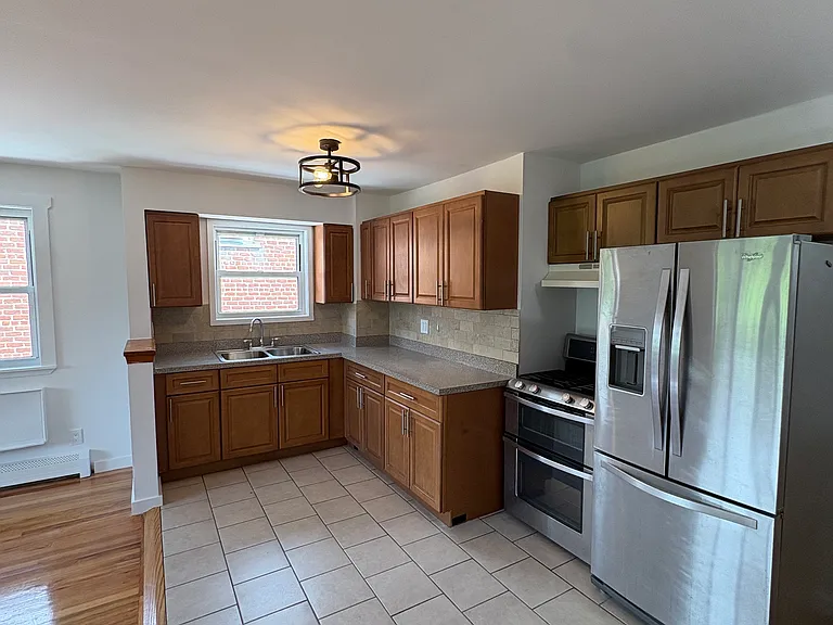 232 Emerson Ave #2 — Photo 11