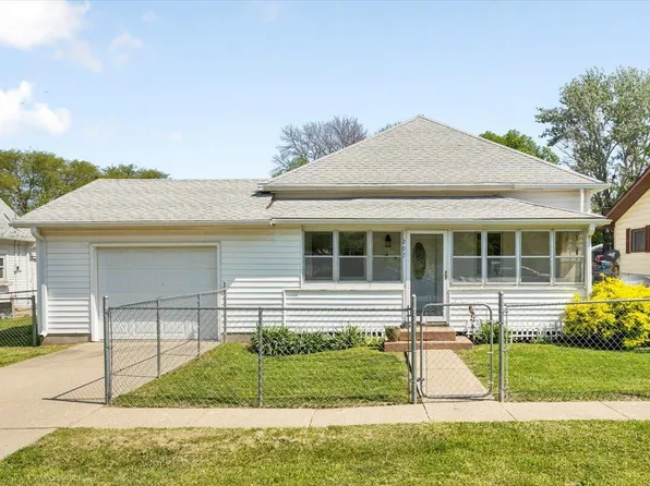 207 Evans St, Pisgah, IA 51564