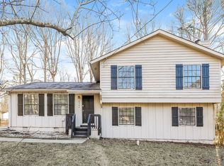 8964 Raven Dr, Jonesboro, GA 30238