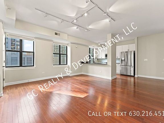 4th image of 451 W Huron St Unit 608