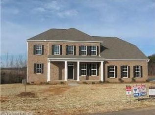 3417 Garrick Trce, Browns Summit, NC 27214