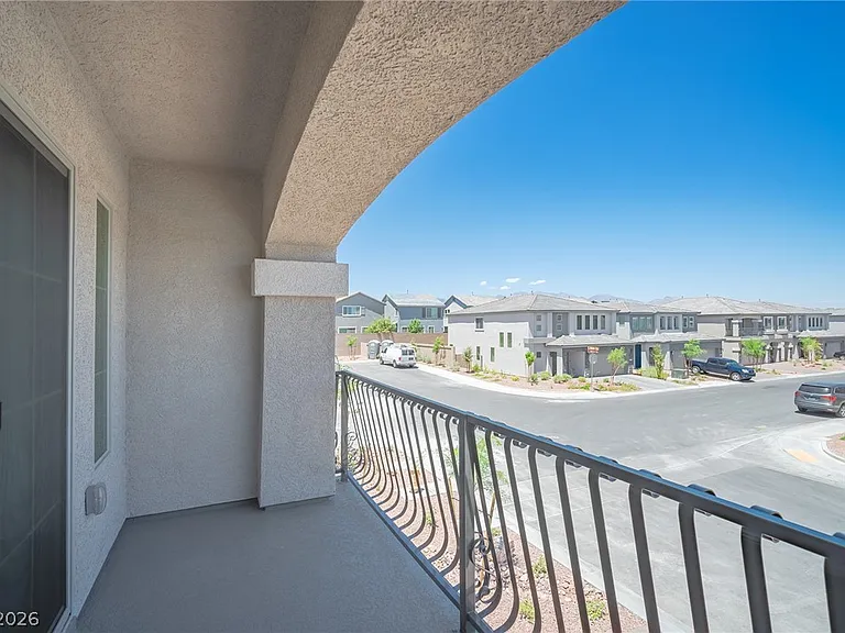 7721 Weekes Ct — Photo 18