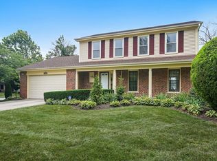 813 Andermann Ln, Darien, IL