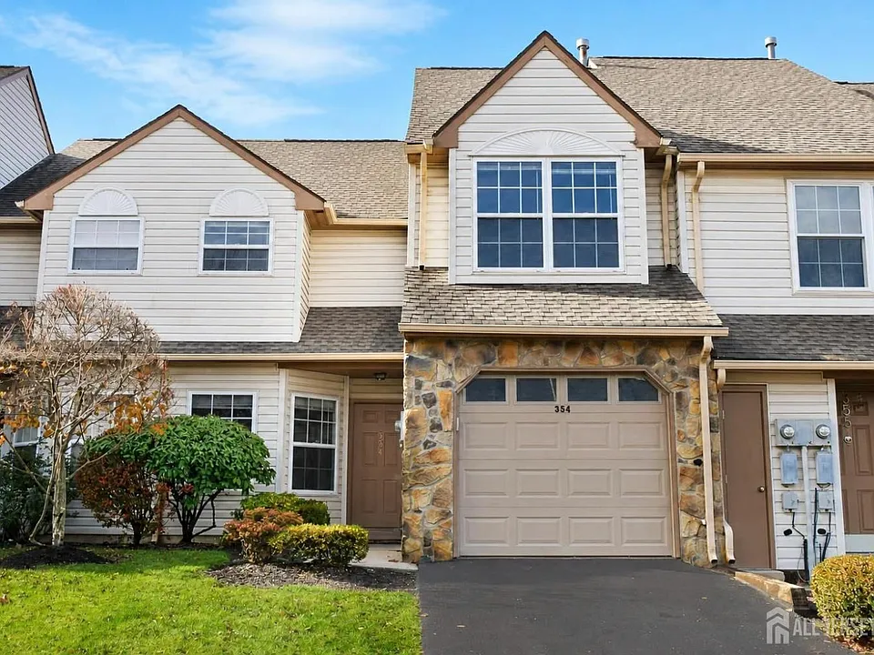 354 Lunar Rd
