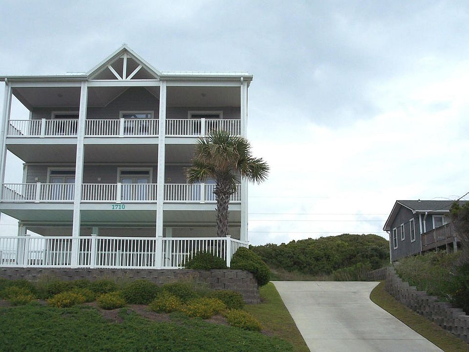 206 Ocean Drive, Emerald Isle, NC 28594