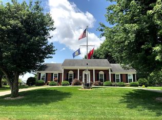 485 Manor Dr, Seymour, IN 47274