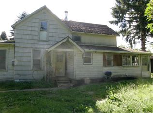 155 Peroutka Rd, Castle Rock, WA 98611