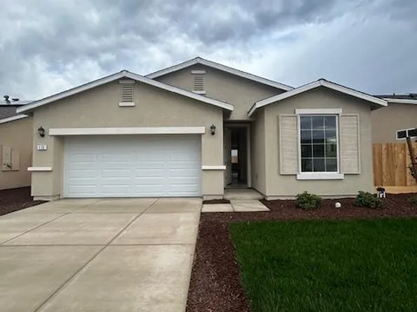 176 SW Squaw Valley Dr, Merced, CA 95341