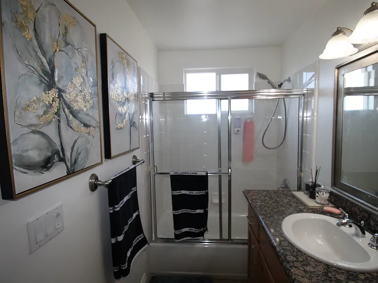800 N Mollison Ave N #35 — Photo 6
