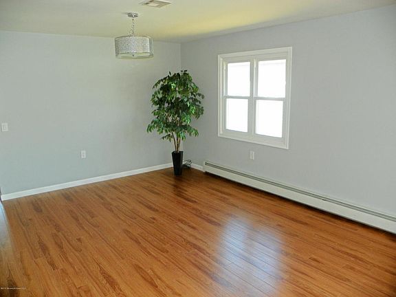 4th image of 60 Orlando Blvd