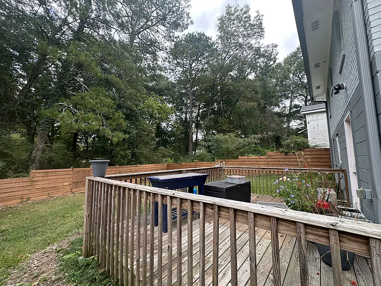 569 Woods Dr NW — Photo 19