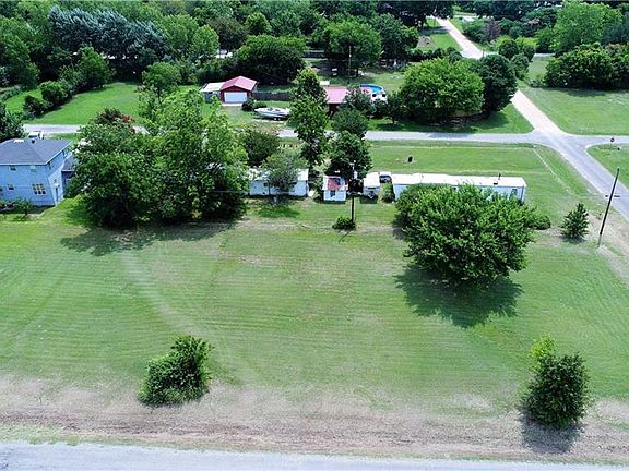 4th image of 309 Pueblo Dr