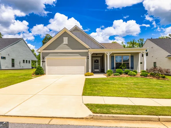 326 Elkins Pl, Peachtree City, GA 30269