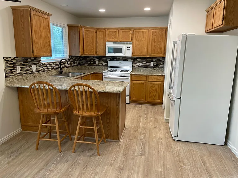 5166 W Saguaro Dr — Photo 10
