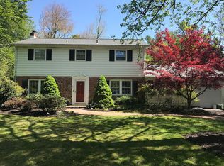 4 Holly Dr, Medford, NJ 08055