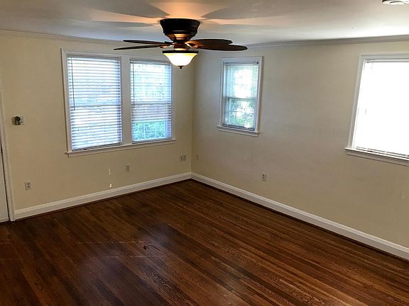 Living room, four windows