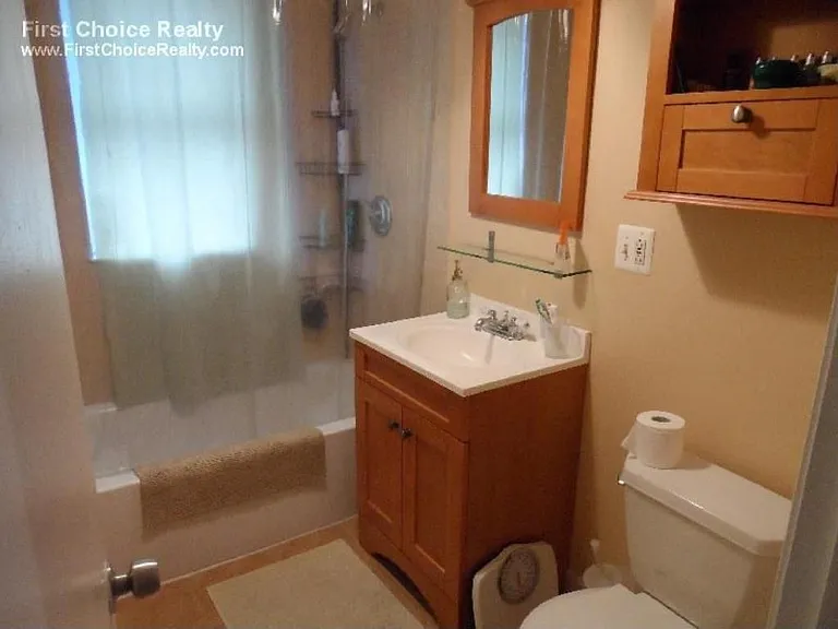 1427 Commonwealth Ave — Photo 7