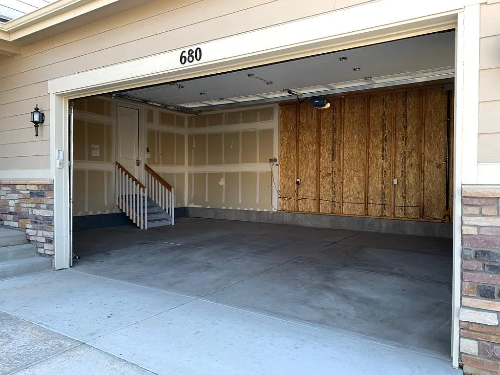 4 bed, 2.5 bath, 2730 sqft, $3,595 — Photo 3